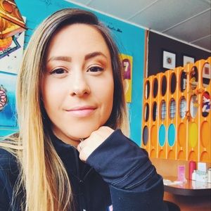 Meet your Posher, Kelly